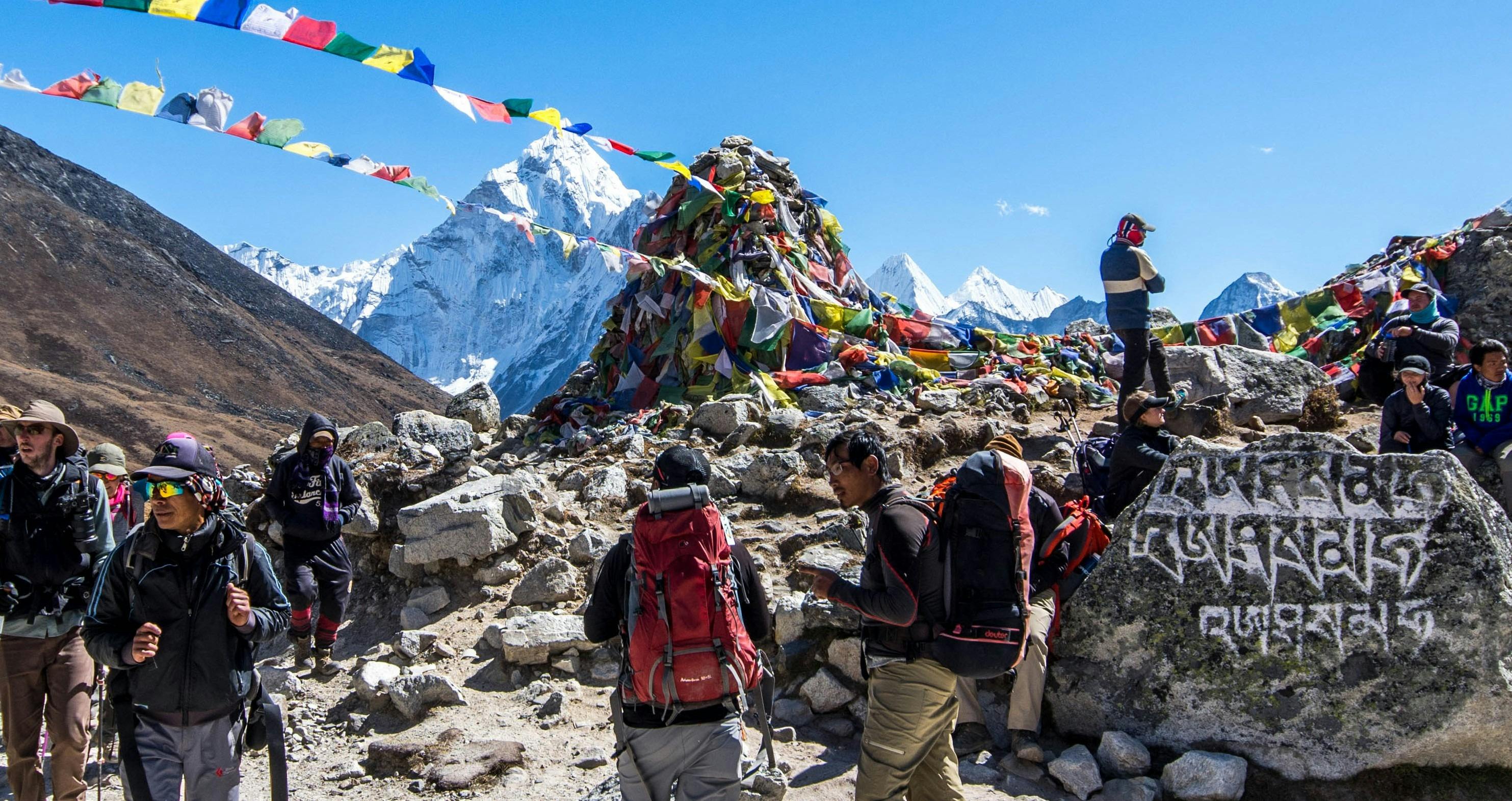 How to Overcome Altitude Mountain Sickness while trekking in Nepal