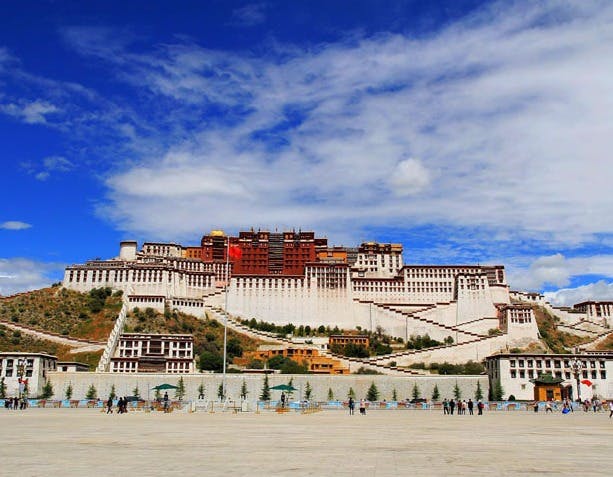 Lhasa to Kathmandu Tours